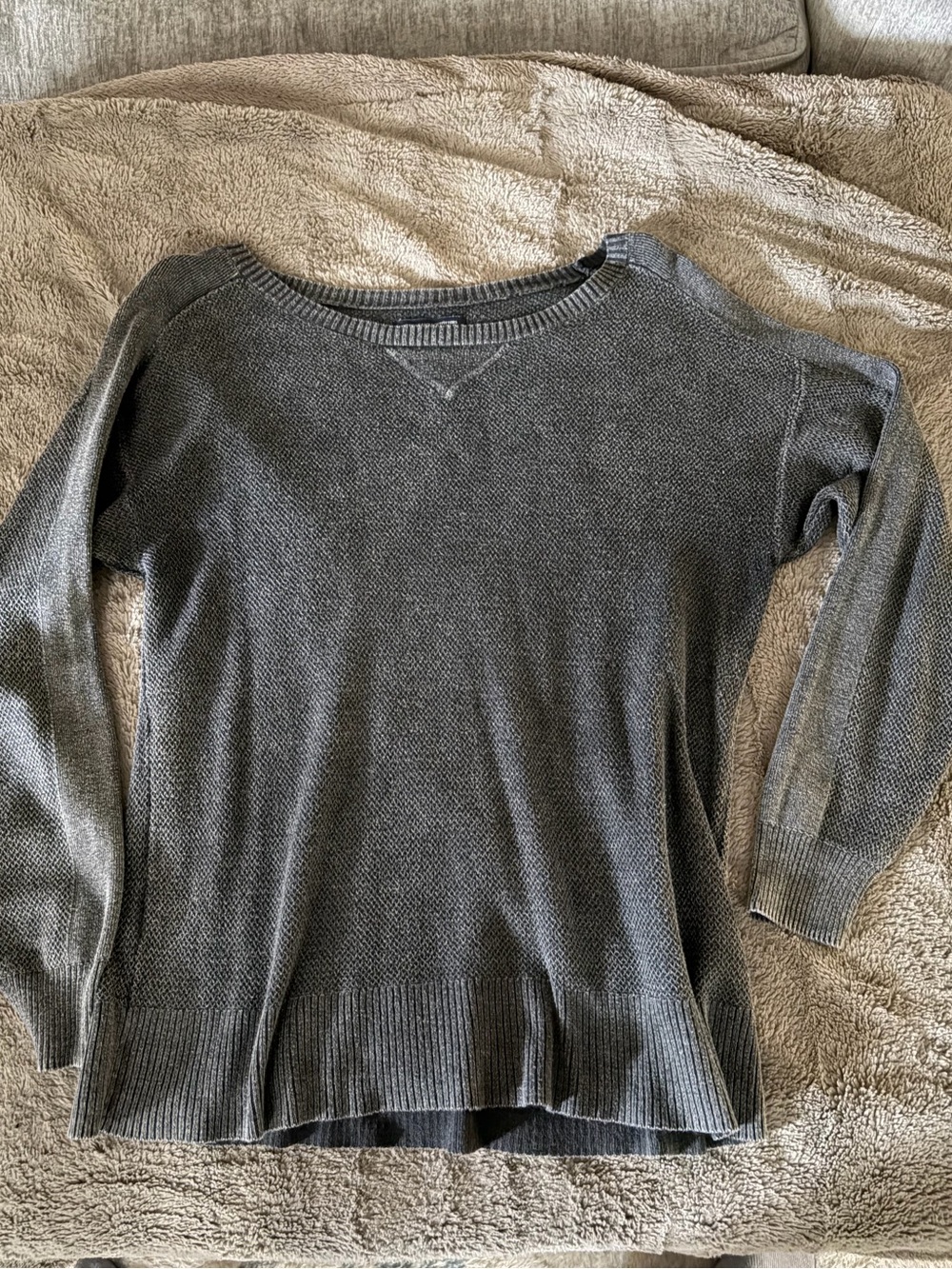 American Eagle Outfitters Charcoal Gray Crewneck Sweater